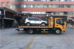 西区汽车紧急补胎换胎救援